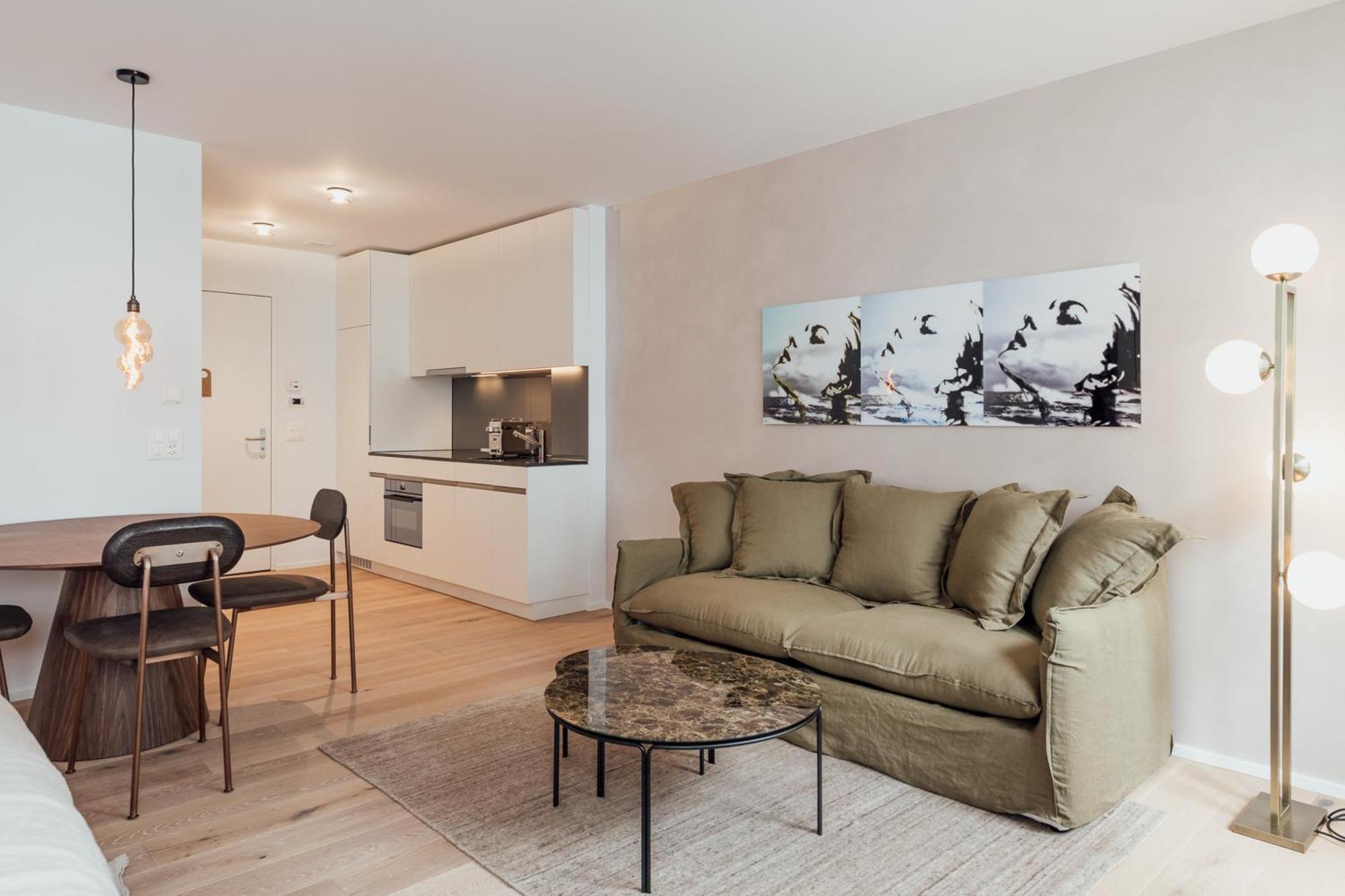 Gubelhof Suites Zug Ruang foto