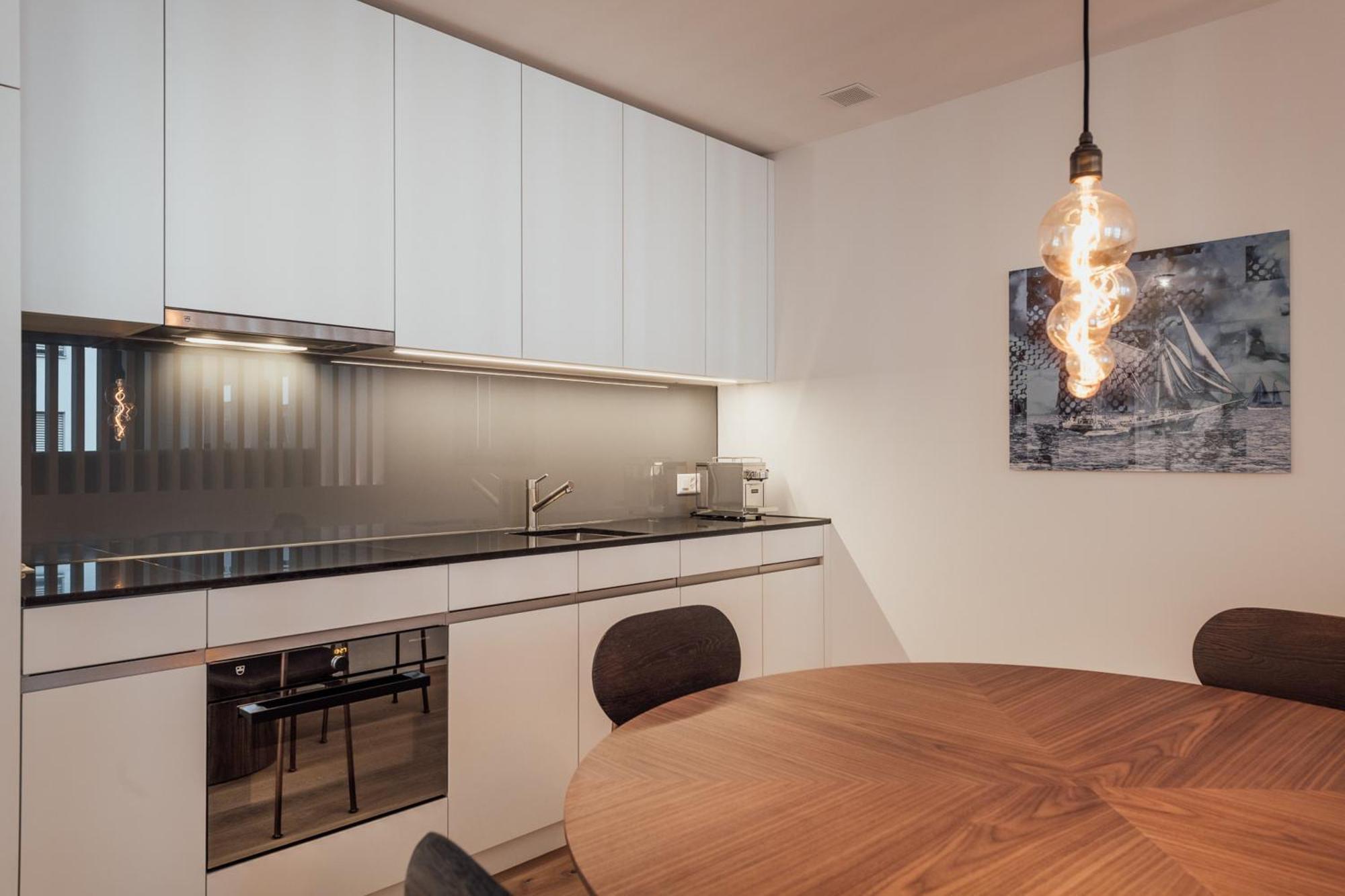 Gubelhof Suites Zug Ruang foto